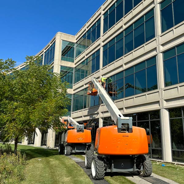 100-Saunders-600x600