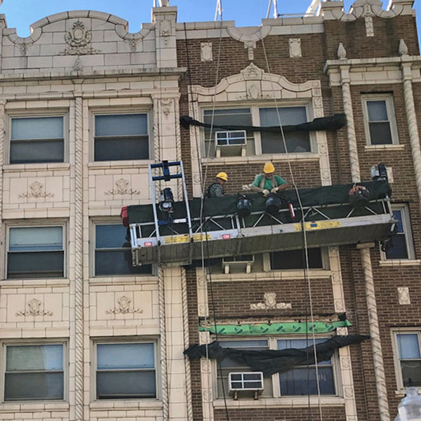 927-W-Wilson-Ave-Chicago-IL-600x600