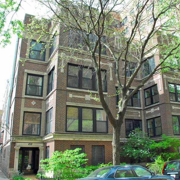 West-Briar-Condominiums-Chicago-IL-600x600