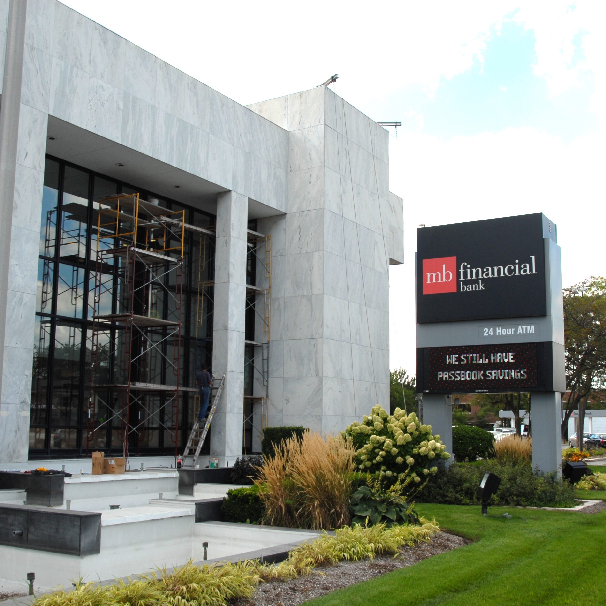 MB FINANCIAL BANK 475 E 162ND SOUTH HOLLAND